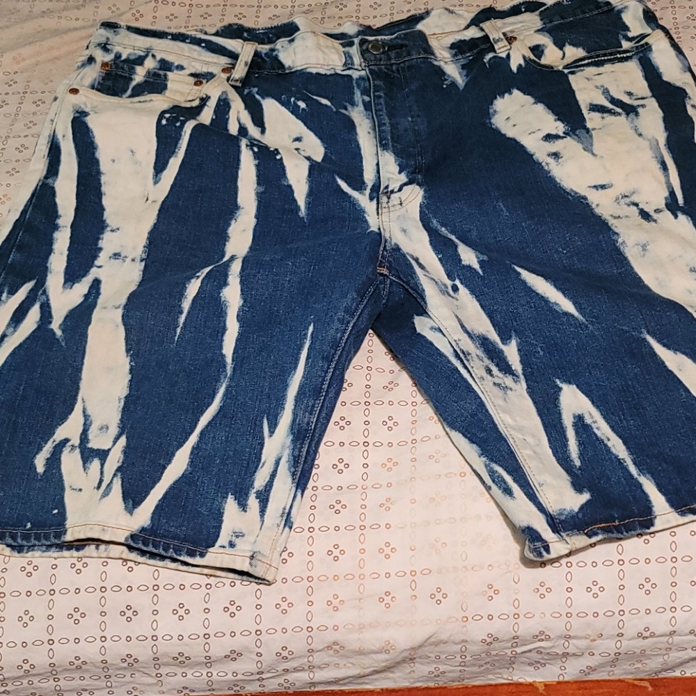 Levi Shorts size 44